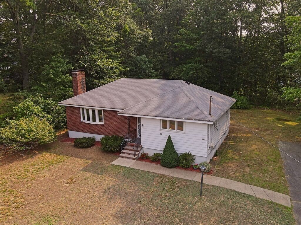 Property Photo:  4 French St  MA 01821 