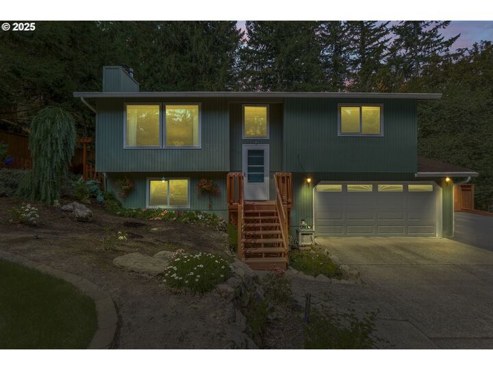 6843 SE 144th Ave  Portland OR 97236 photo