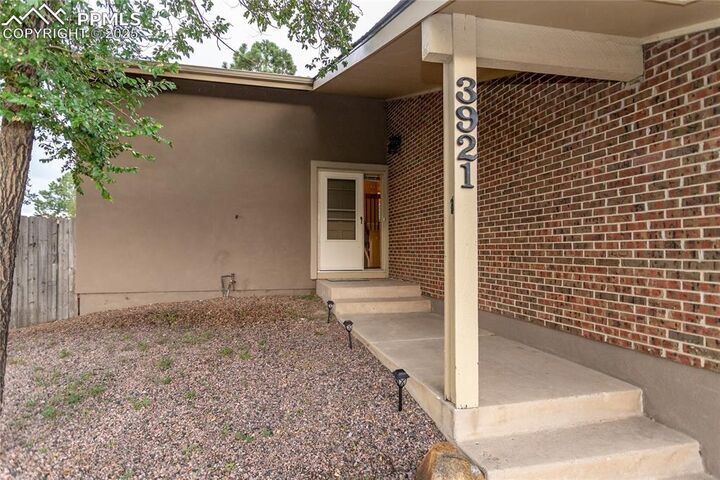 Property Photo: 3921 S Carefree Circle CO 80917