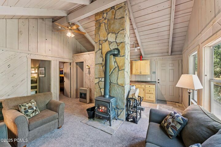 Property Photo: 10645 Cottonwood Lane UT 84032
