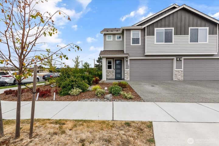 Property Photo: 280 SW Ballast Way WA 98277