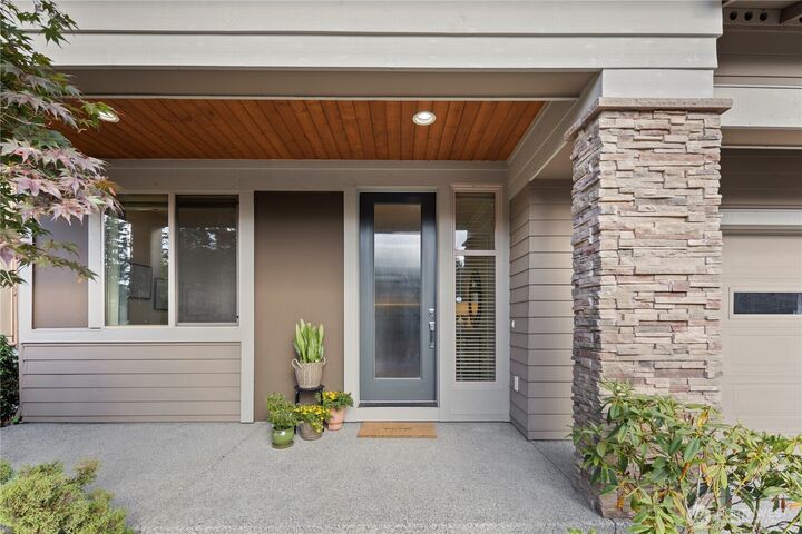 Property Photo:  4832  243rd Circle SE  WA 98029 