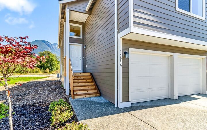 Property Photo:  1525  Alder Lane A  WA 98251 
