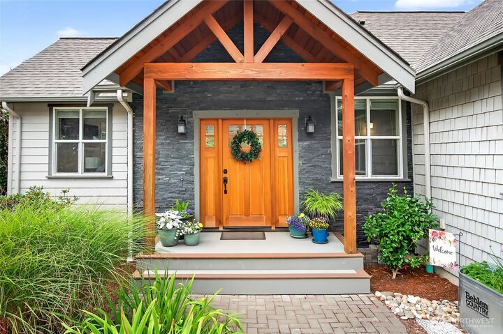 Property Photo: 3301 Stonecrop Way WA 98226