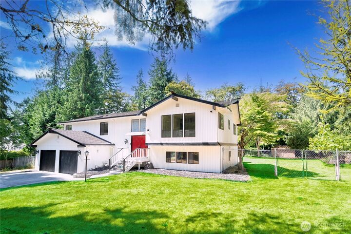 Property Photo:  28255  105th Avenue SE  WA 98092 