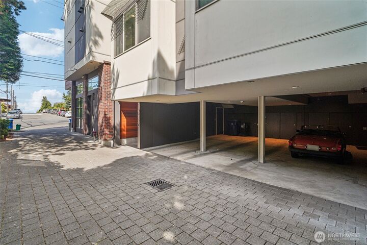 Property Photo:  6312  32nd Avenue NW C  WA 98107 