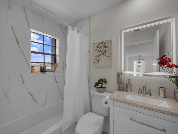 Property Photo: 1744 Shoreside Circle FL 33414