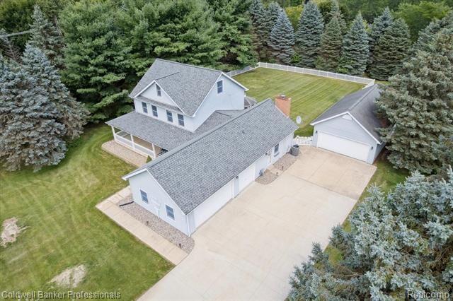 Property Photo:  9001 Yorkshire Drive  MI 48176 