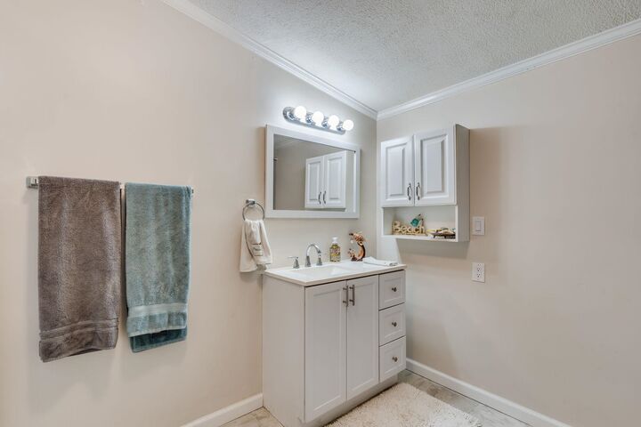 Property Photo: 14931 SW 158th Ter KS 67133-7803