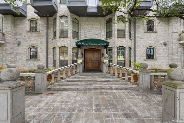 Property Photo:  100 W El Prado Drive 214  TX 78212 