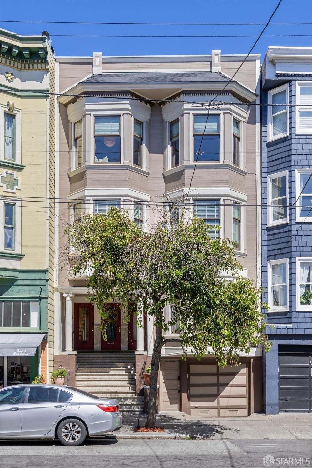 Property Photo:  1006 Cole Street  CA 94117 