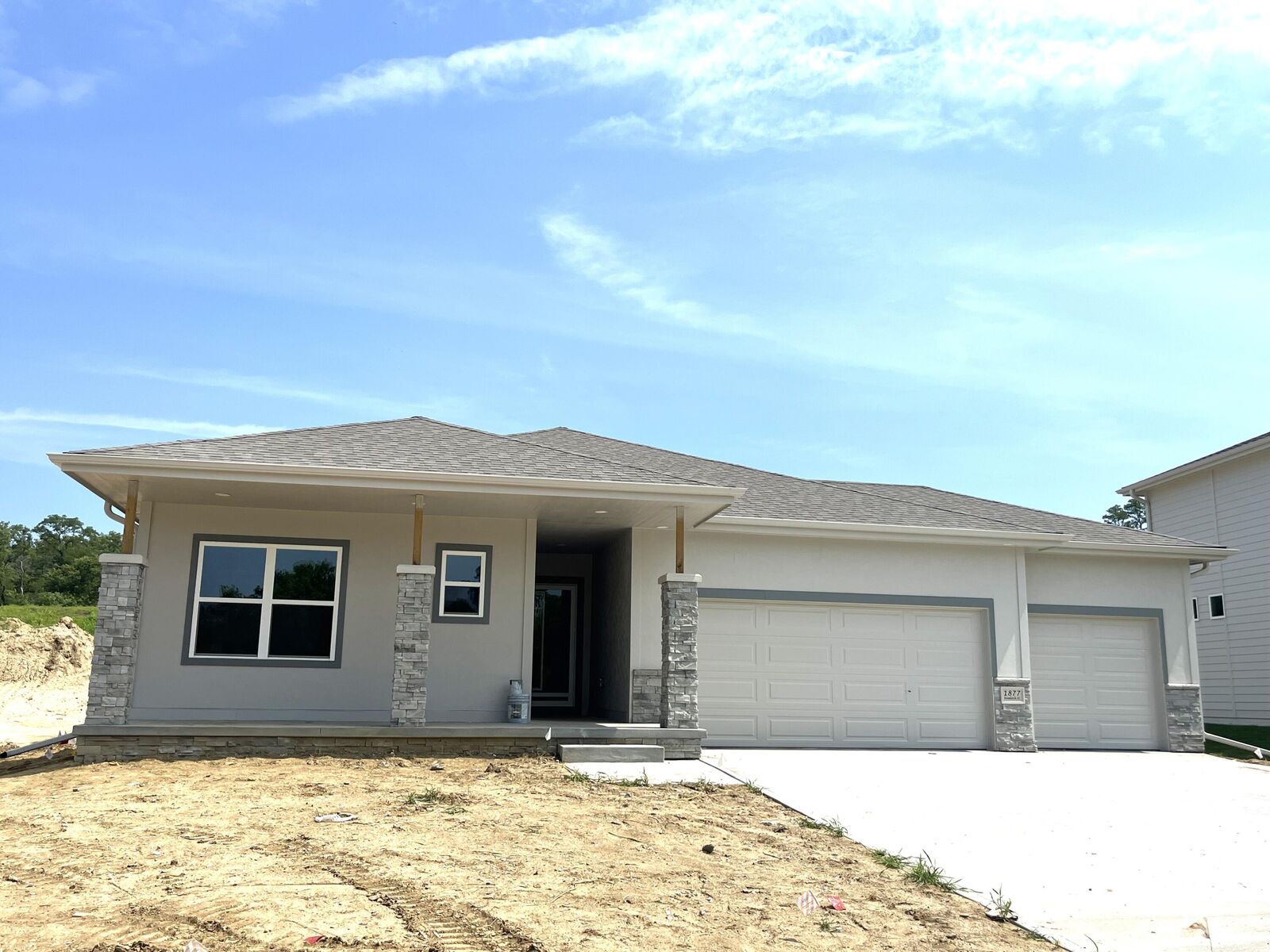 Property Photo:  1877 Hemlock  Street  IA 51503 