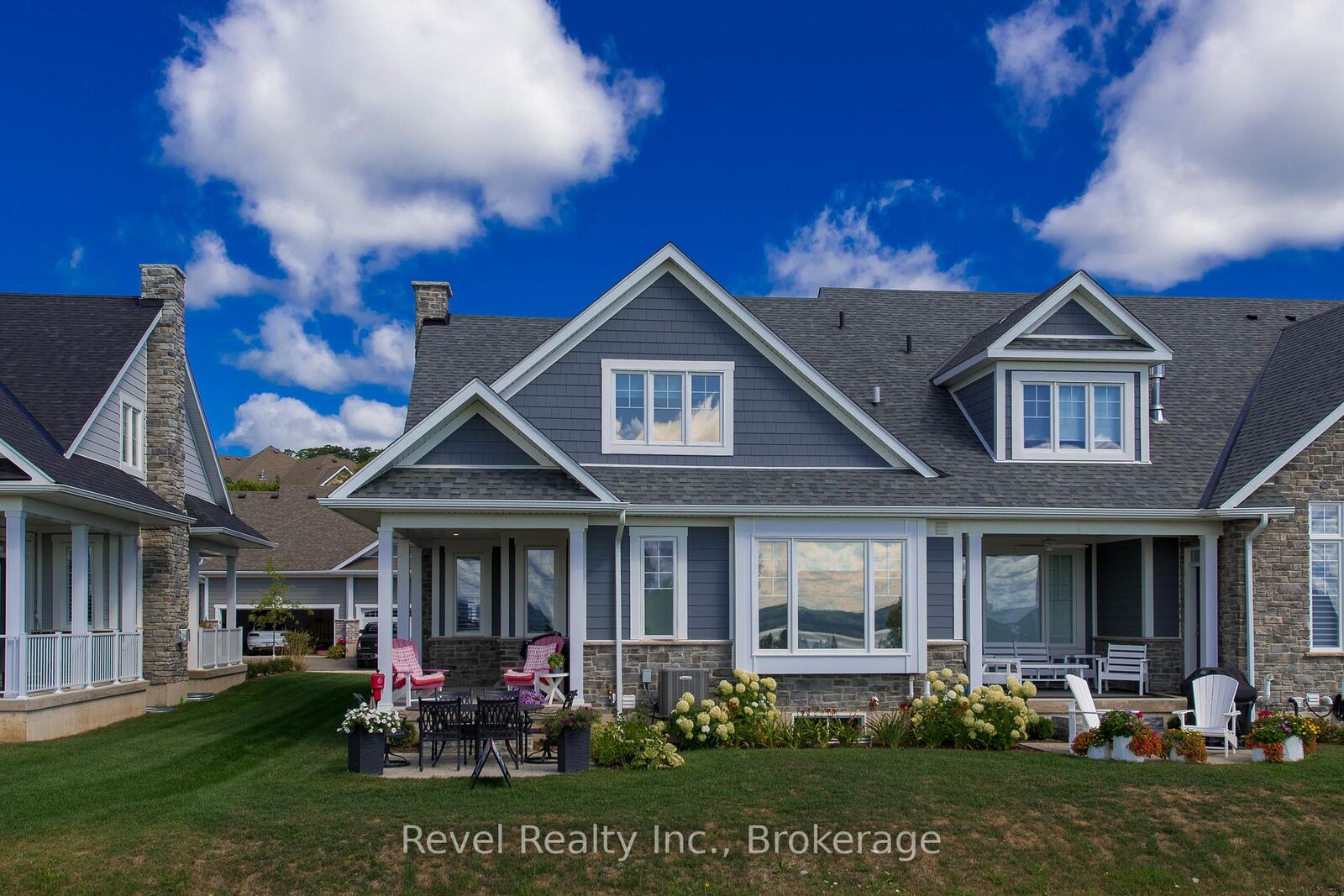 Property Photo:  252 Ironwood Way  ON N0H 1S0 
