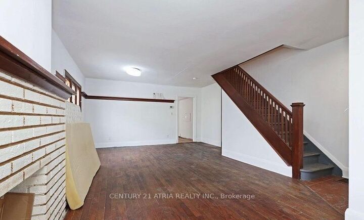 9 East Road  Toronto ON M1N 1Z9 photo