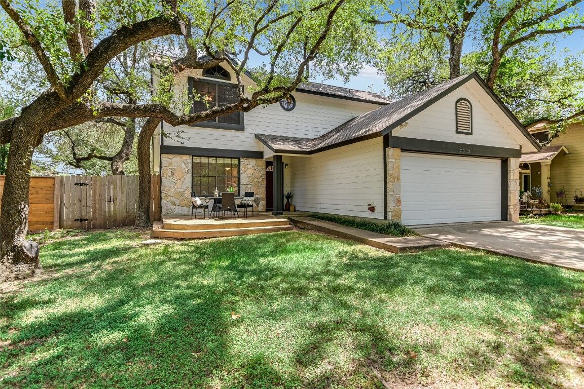 Property Photo: 7013 Tesoro Trail TX 78729