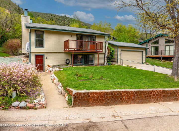 Property Photo:  1309 Riverview Avenue  CO 81601 