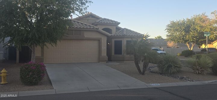 762 E Leslie Avenue  San Tan Valley AZ 85140 photo