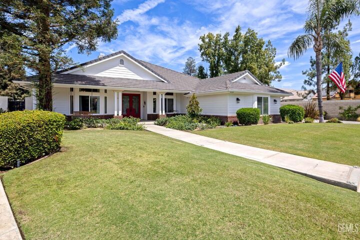 4608 Scalloway Court  Bakersfield CA 93312 photo