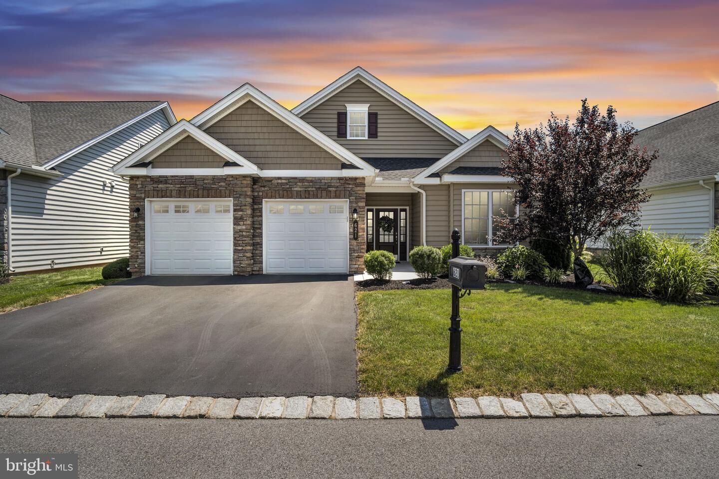 Property Photo: 621 Republic Way PA 17050