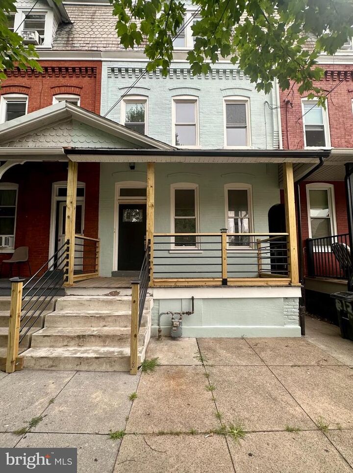 813 Columbia Avenue  Lancaster PA 17603 photo