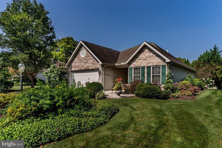 Property Photo: 47 Longwood Drive PA 17050