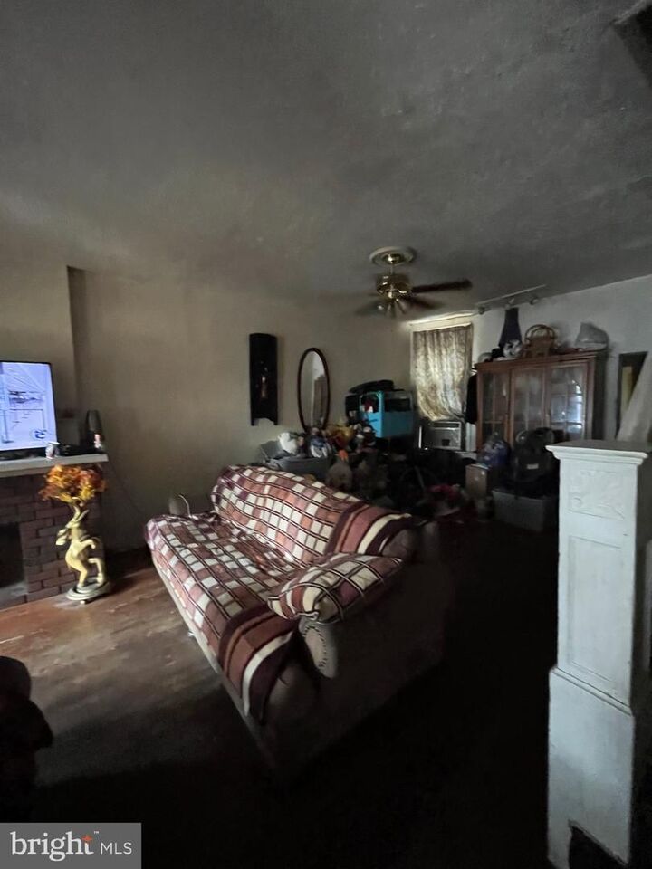 Property Photo: 4927 Mulberry Street PA 19124