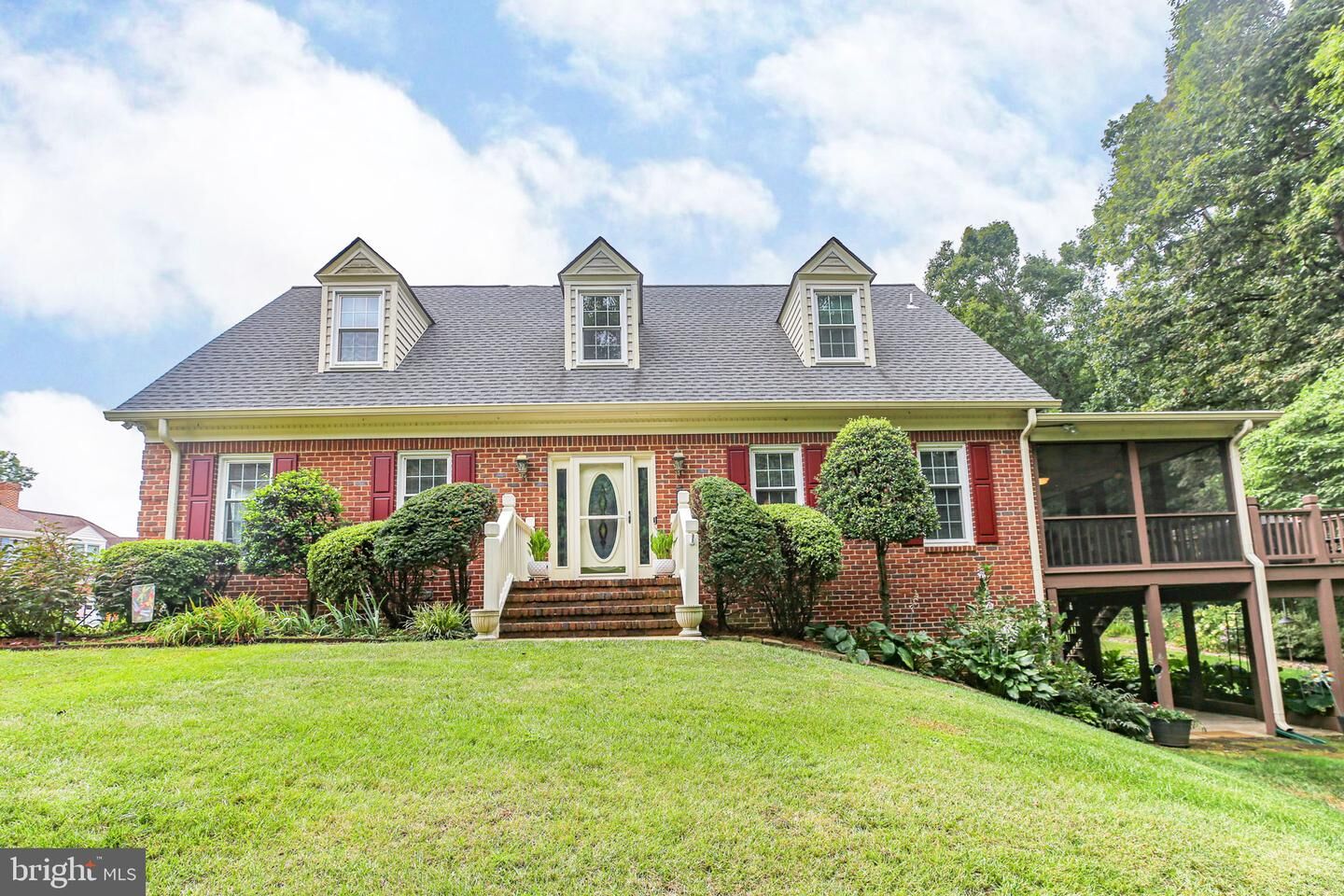 Property Photo:  9916 Altamont Circle  VA 22408 