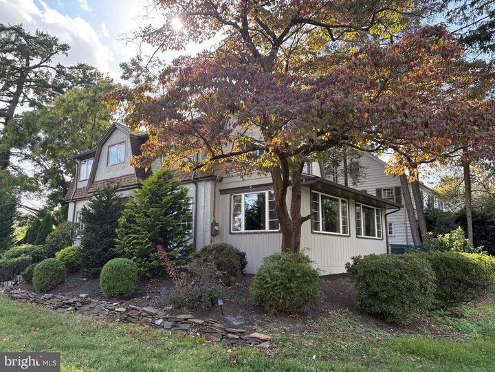 Property Photo:  31 S Bayard Avenue  NJ 08096 