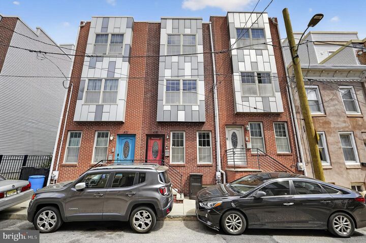 419 Mercy Street  Philadelphia PA 19148 photo