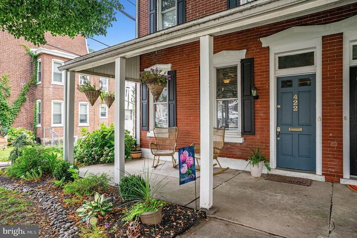 422 W High Street  Phoenixville PA 19460 photo