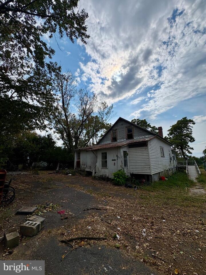Property Photo:  984 Airport Road  WV 25405 