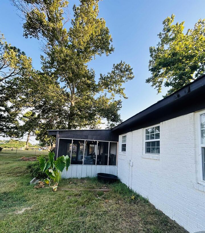 Property Photo:  212 Cherry Street  AR 72437 