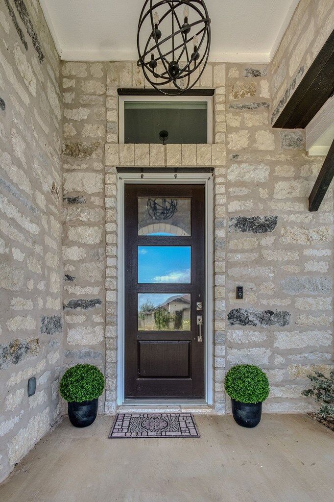 Property Photo: 110 Madrona Lane TX 78624