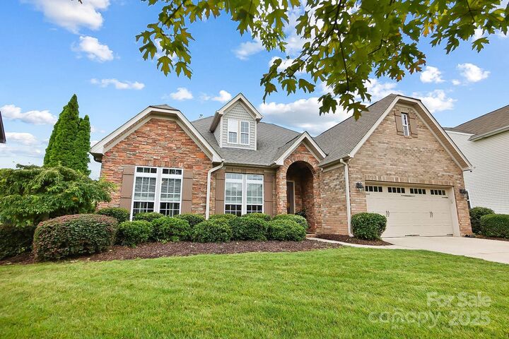 Property Photo: 6011 Berewick Commons Parkway NC 28278