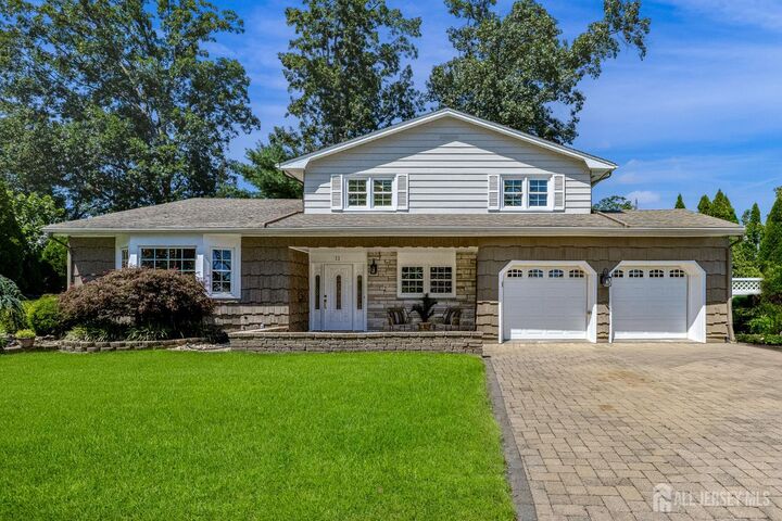 11 Jensen Road  Sayreville NJ 08872 photo