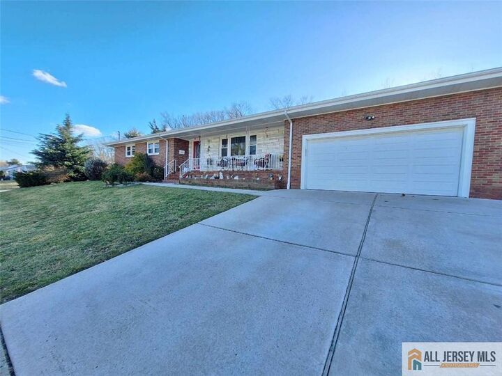 466 Brook Avenue  Sayreville NJ 08872 photo