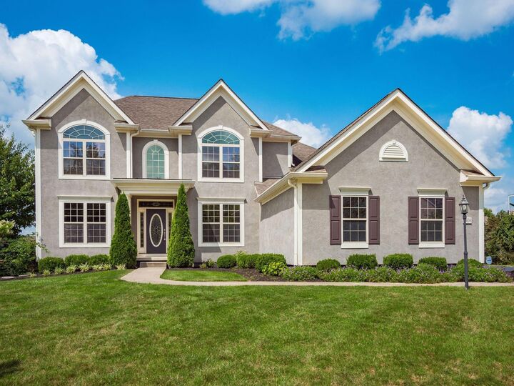 Property Photo: 9416 Creighton Drive OH 43065