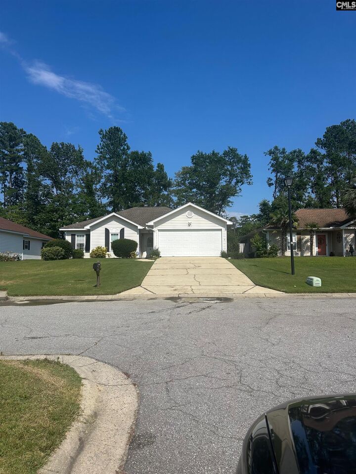 Property Photo: 3018 Twin Oaks SC 29209-4247