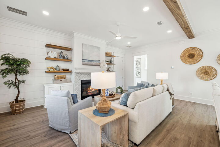 Property Photo: 33 Grayton Boulevard FL 32459