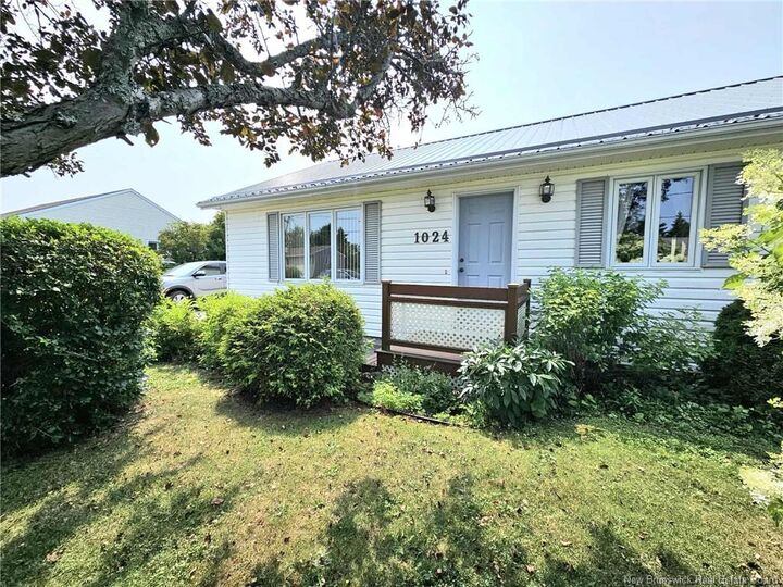 1024 Rue Hache  Beresford NB E8K 1H8 photo