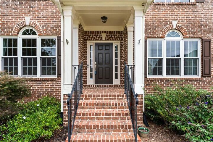 Property Photo:  1662 Blue Heron Court  GA 30043 