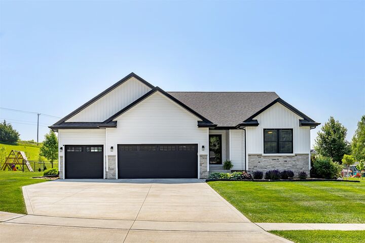 1304 S L Court  Indianola IA 50125 photo
