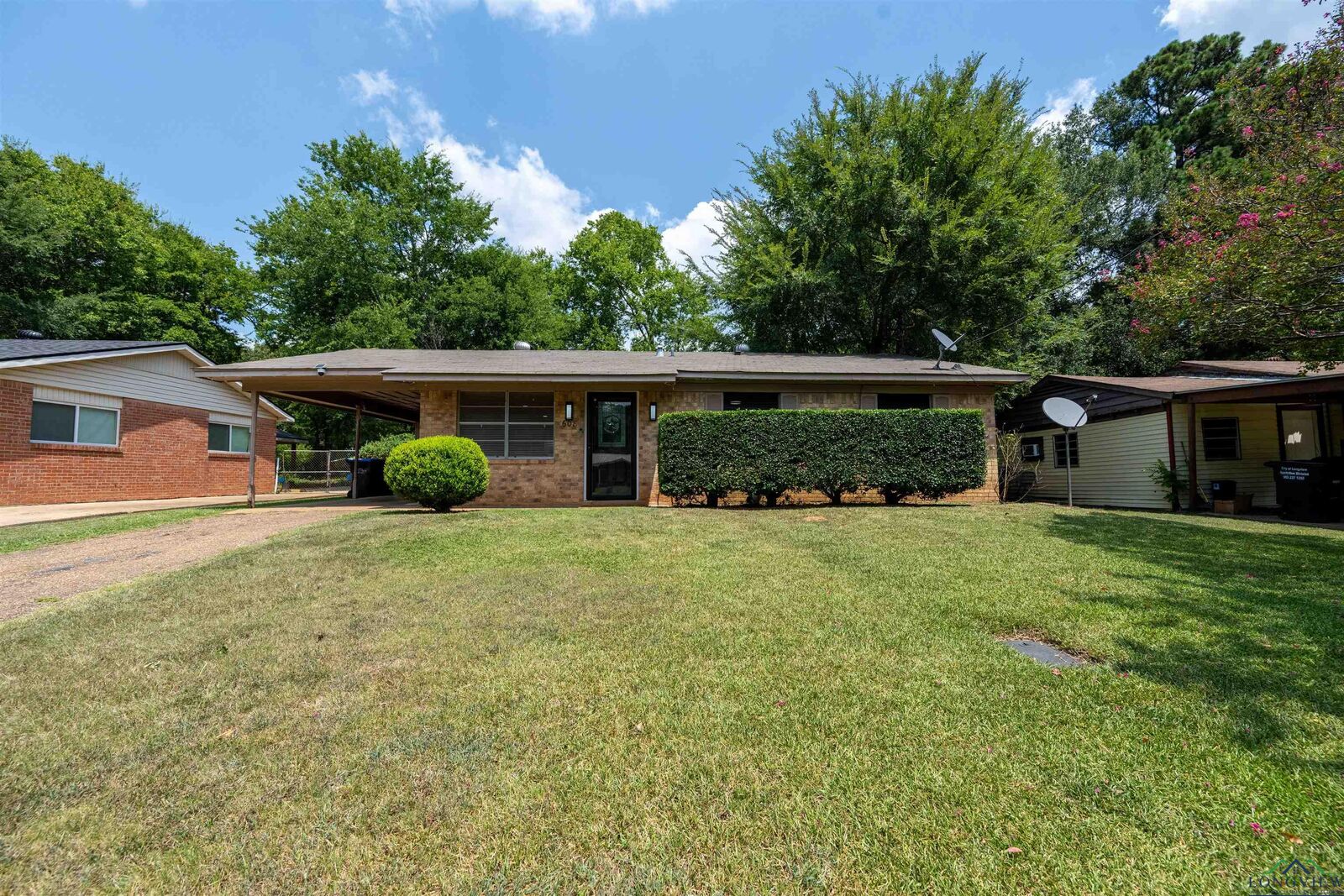 Property Photo:  608 Holiday St  TX 75601 