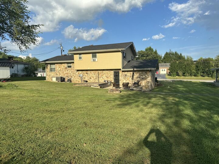 Property Photo:  91 Sampson St.  KY 40701 