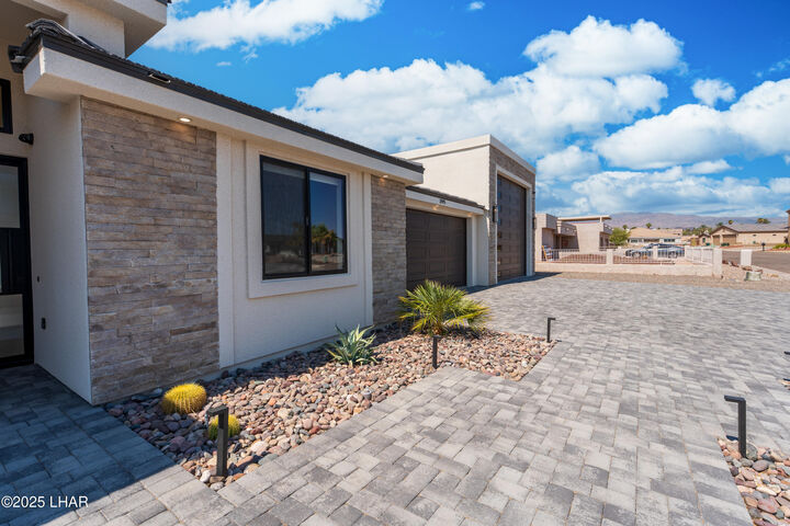 Property Photo:  2195 Casper Dr  AZ 86406 