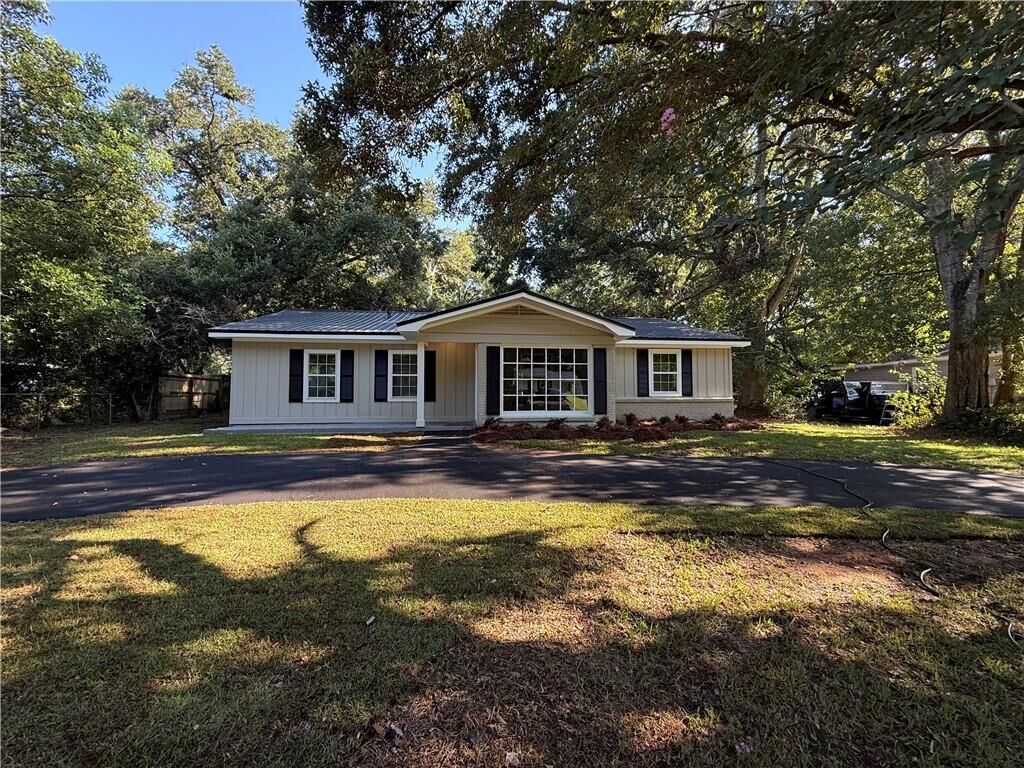 Property Photo: 7172 Muscadine Avenue AL 36618