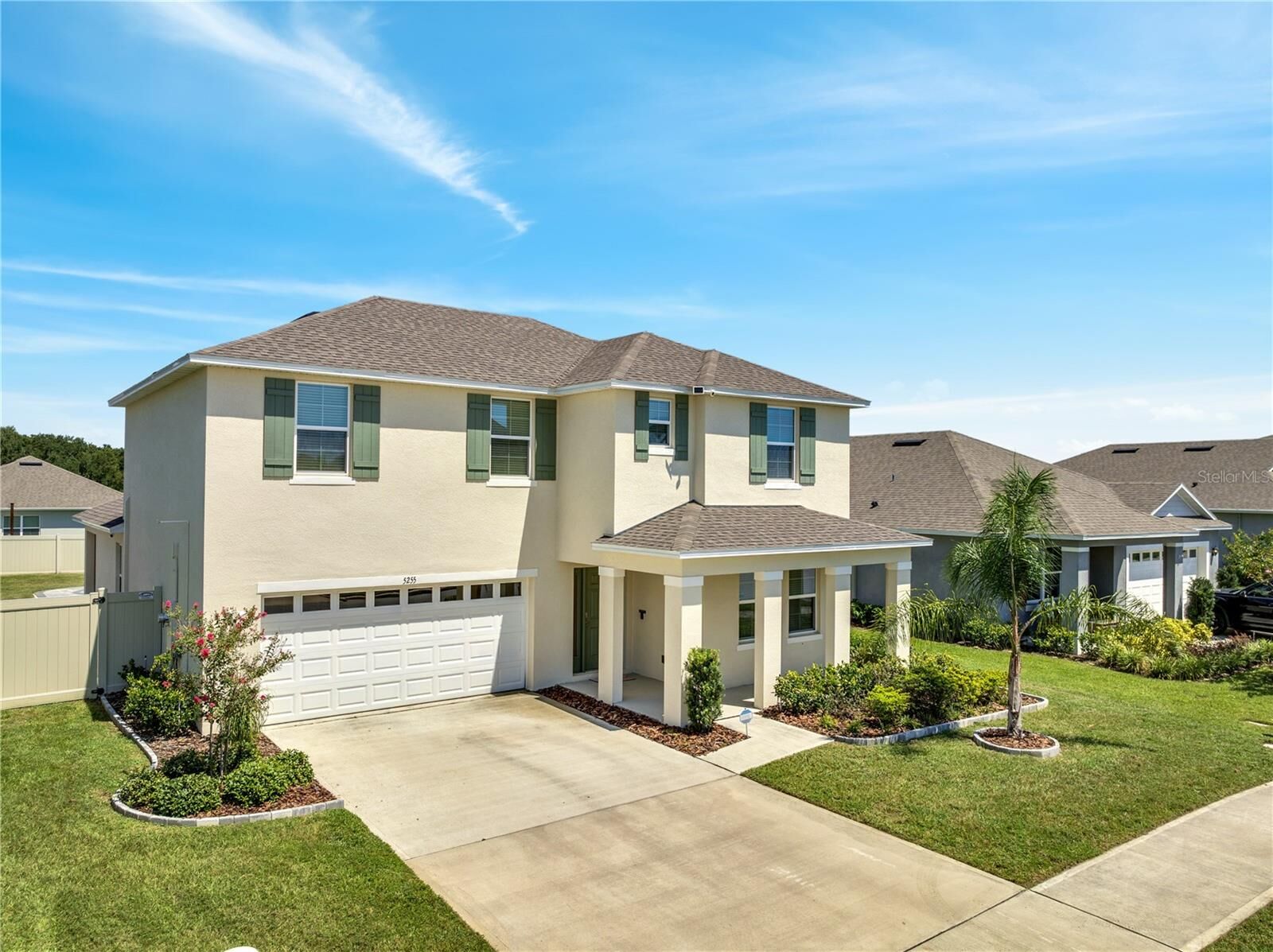 Property Photo: 5255 Mahogany Drive FL 32757