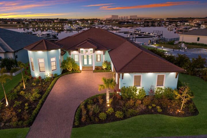 Property Photo: 1902 4th Street E FL 34221