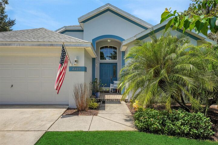 Property Photo: 4409 Burlington Drive FL 33880