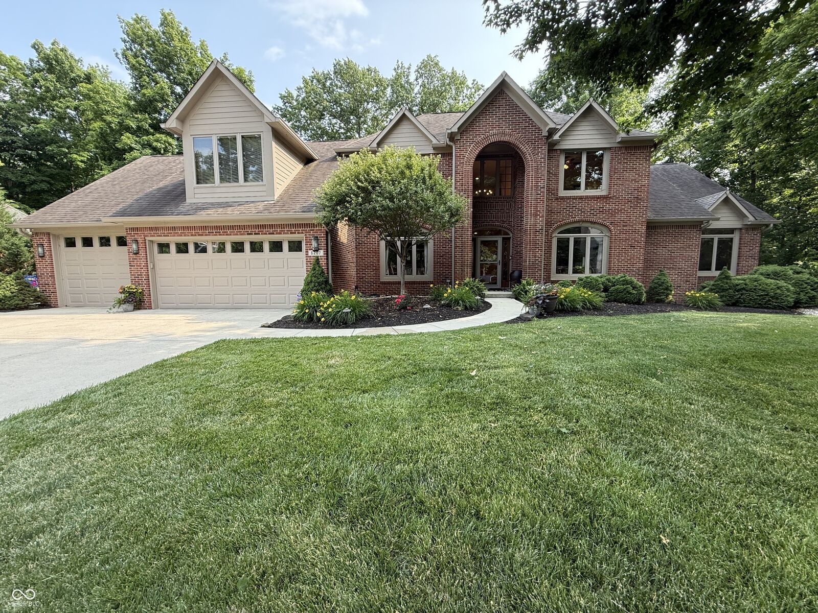 Property Photo: 6207 White Alder Court IN 46123